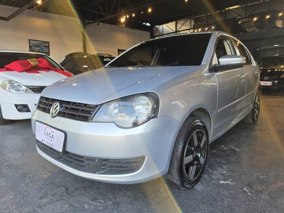 VOLKSWAGEN POLO SEDAN 1.6 MI COMFORTLINE 8V FLEX 4P MANUAL VOLKSWAGEN POLO SEDAN 1.6 MI COMFORTLINE 8V FLEX 4P MANUAL